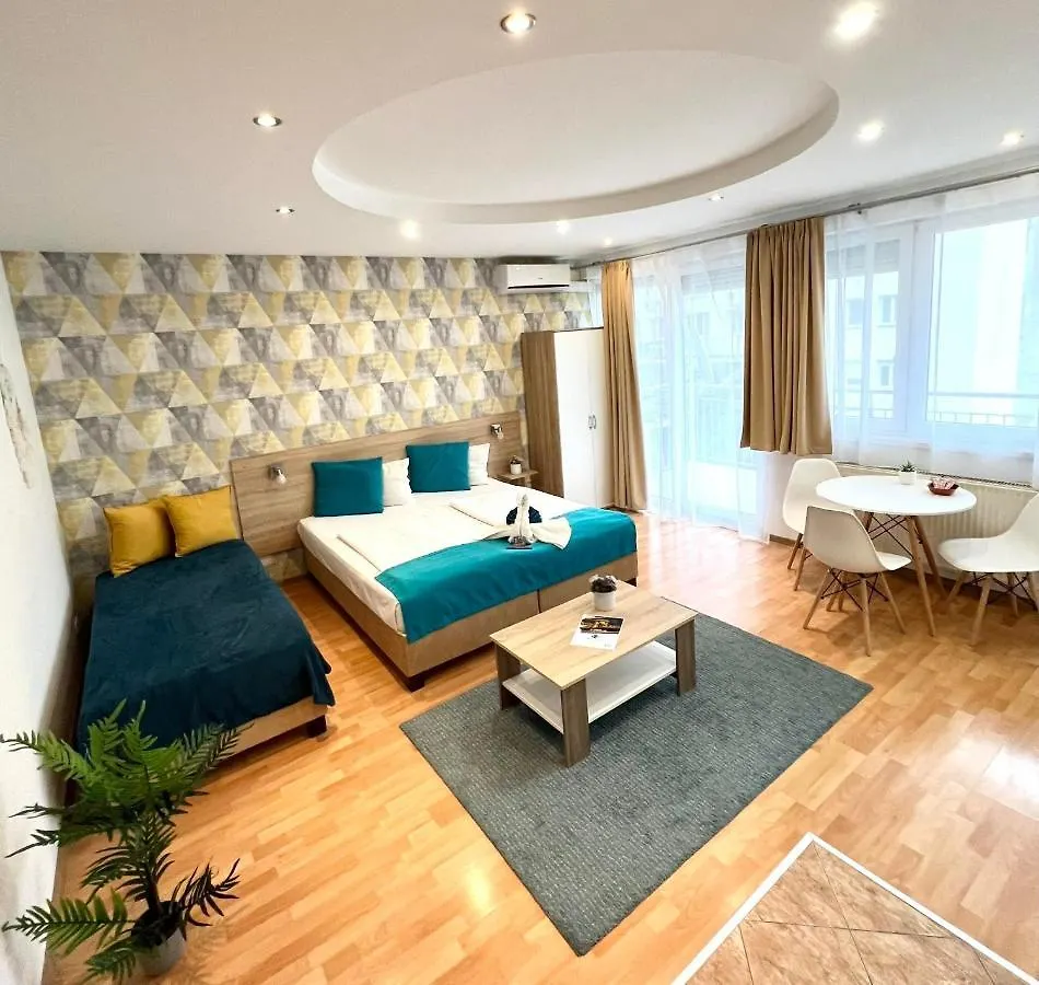 Star Apartments With Free Parking location